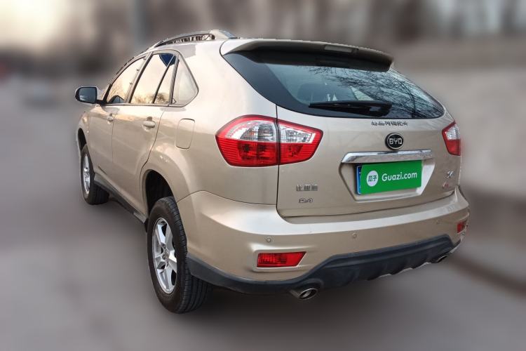 Used BYD S6 2014 2.4L Automatic Prestige 5-Seater