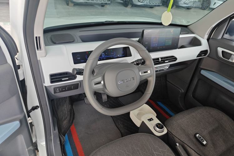 Used Geely Galaxy Panda 2024 Panda Mini 200km Endurance Bear