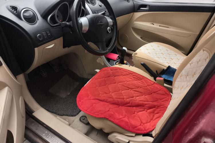 Used Haima Qubit 2013 1.3L Manual Cool Edition