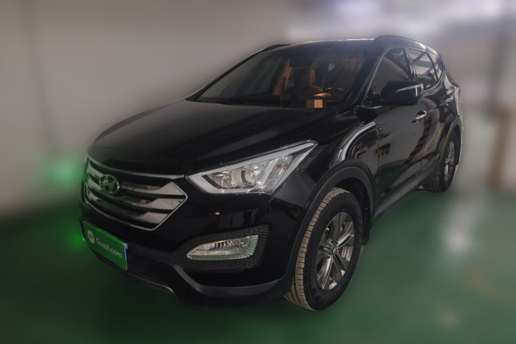 Used Hyundai Santa Fe 2013 2.4L Manual Two-Wheel Drive Comfort Version
