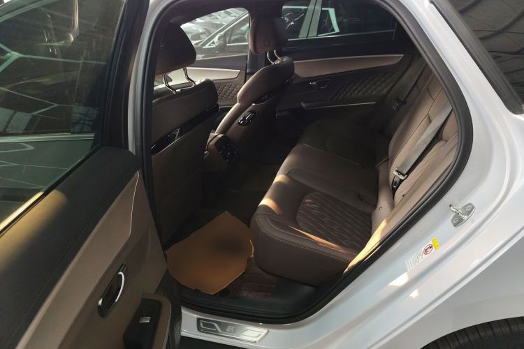 Used BYD Han 2024 EV Glory Edition 506KM Front-Wheel-Drive Premium Model