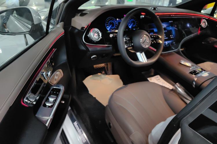 Used Mercedes-Benz EQE 2022 350 Pioneer Edition