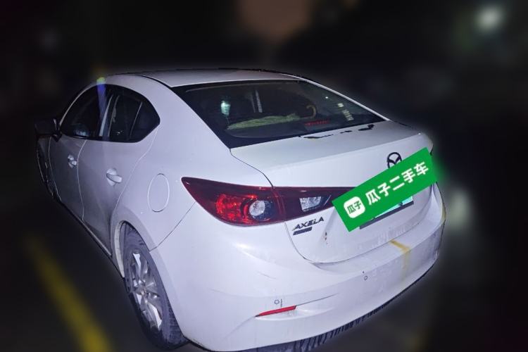 Used Mazda Mazda 3 Axela 2016 Sedan 1.5L Automatic Luxury Model
