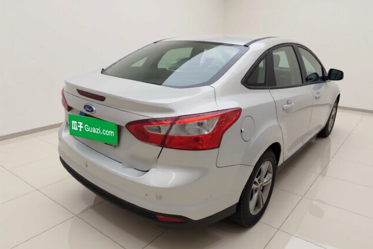 Used Ford Focus 2012 Sedan 1.6L Automatic Fashion Edition