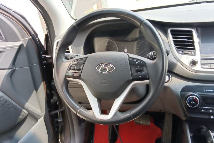 Used Hyundai Tucson 2015 1.6T Dual-Clutch Two-Wheel-Drive Smart Model