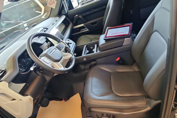 Used Land Rover Defender 2023 Facelift 90 3.0T P400 XS