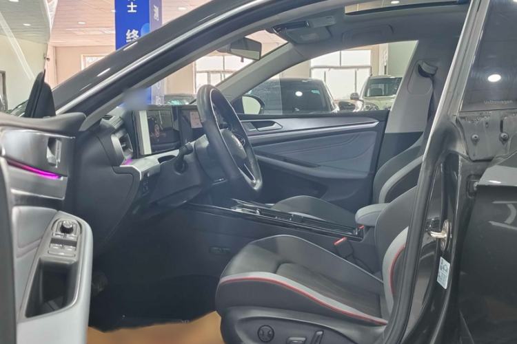 Used Volkswagen Lamando 2022 Lavida L 280TSI DSG Cool & Spicy Edition Interior 2