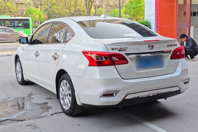Used Nissan Sylphy 2022 Classic 1.6XL CVT Luxury Edition Exterior 3