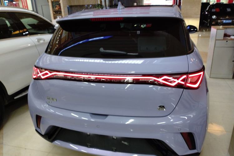 Used BYD Dolphin 2023 420 km Fashion Edition
