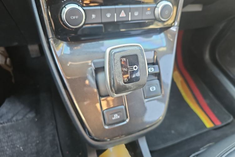 Used ORA iQ 2018 Smart Connectivity Model
