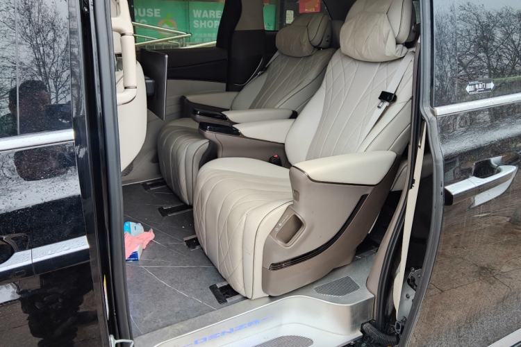 Used Denza D9 2022 DM-i 970 Four-Wheel Drive Flagship Model