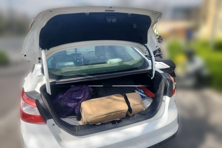 Used Ford Focus 2012 Sedan 1.6L Automatic Comfort Model Trunk