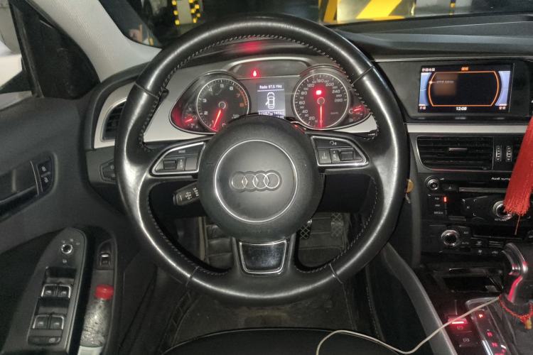 Used Audi A4L 2015 35 TFSI Automatic Standard Model
