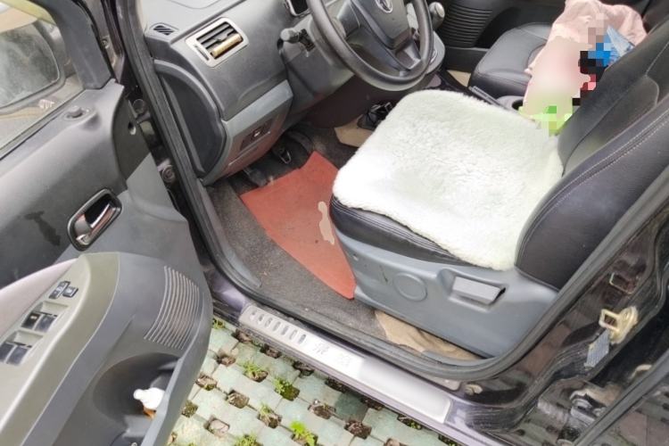 Used FORTHING Joyear 2011 1.5L Manual Luxury Edition Driver Seat