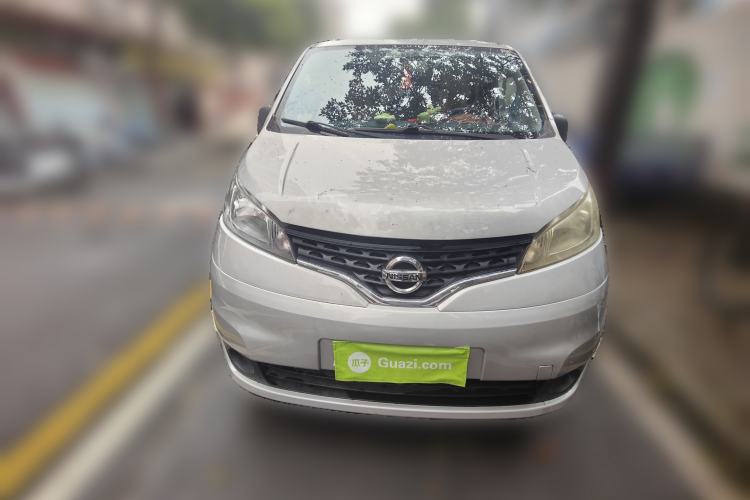 Used Nissan NV200 2012 1.6L 232 Seats Luxury Version Front