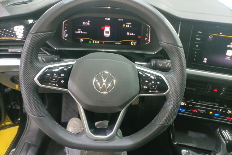 Used Volkswagen Passat 2024 380TSI Elite Edition Steering Wheel