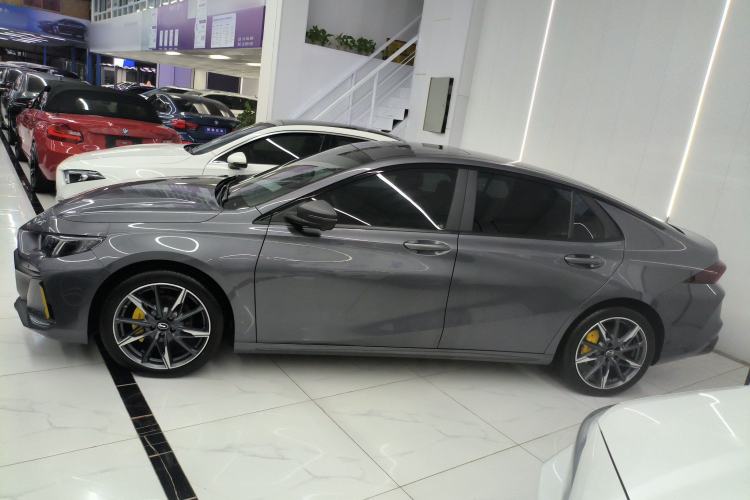 Used GAC Trumpchi EMPOW 2023 270T DCT J16 Version
