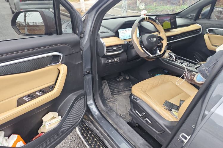 Used Geely Auto Haoyue L 2023 2.0T DCT Flagship Version
