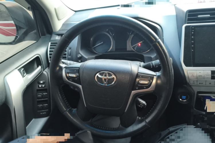 Used Toyota Prado 2019 3.5L Automatic TX-L Deluxe Edition with Rear-Mounted Spare Tire Steering Wheel