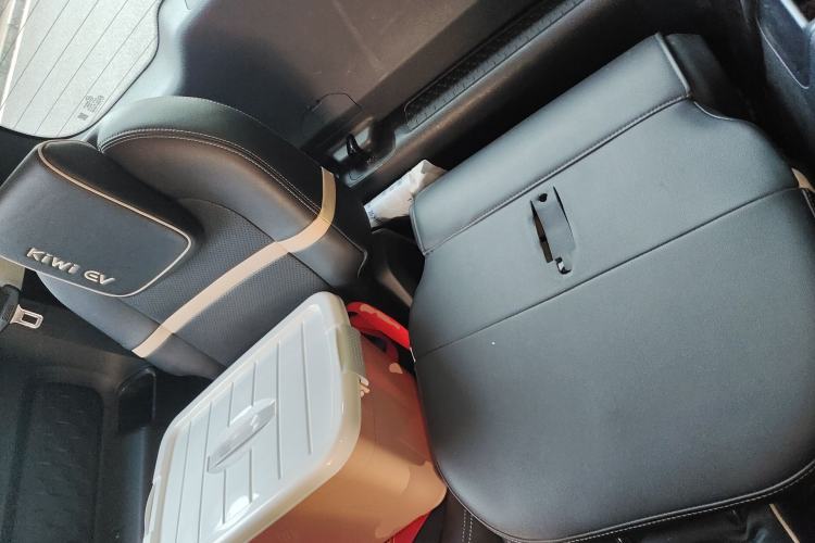 Used Baojun KiWi EV 2022 Artist Lite Edition Lithium Iron Phosphate
