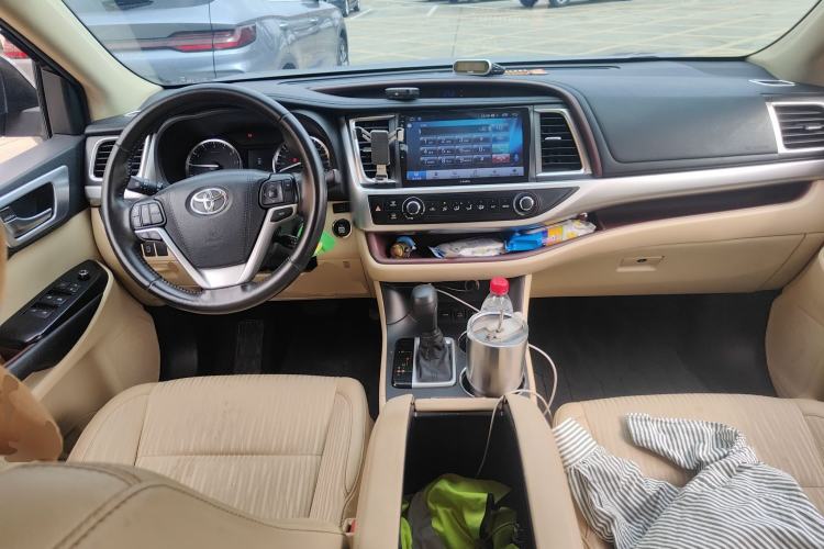 Used Toyota Highlander 2015 2.0T Four-Wheel Drive Elite Edition 7-Seater
