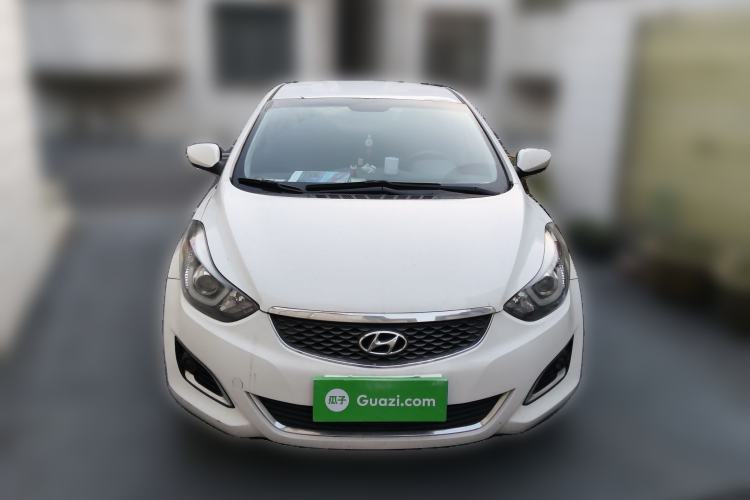 Used Hyundai Elantra (5th Generation / Langdong) 2016 1.6L Automatic Smart Version
