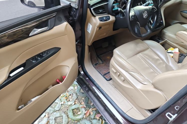 Used Buick GL8 2017 ES 28T Luxury Model China V Standard