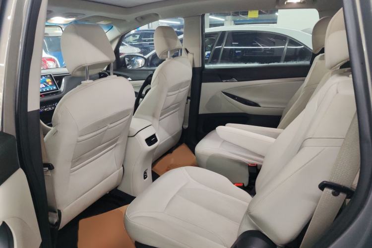 Used Buick GL6 2019 18T 6-Seater Elite Version China VI Standard
