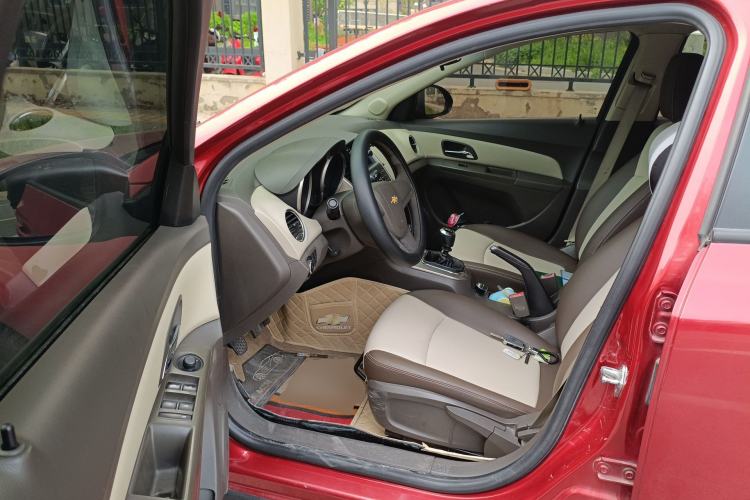 Used Chevrolet Cruze 2015 1.5L Classic SL MT
