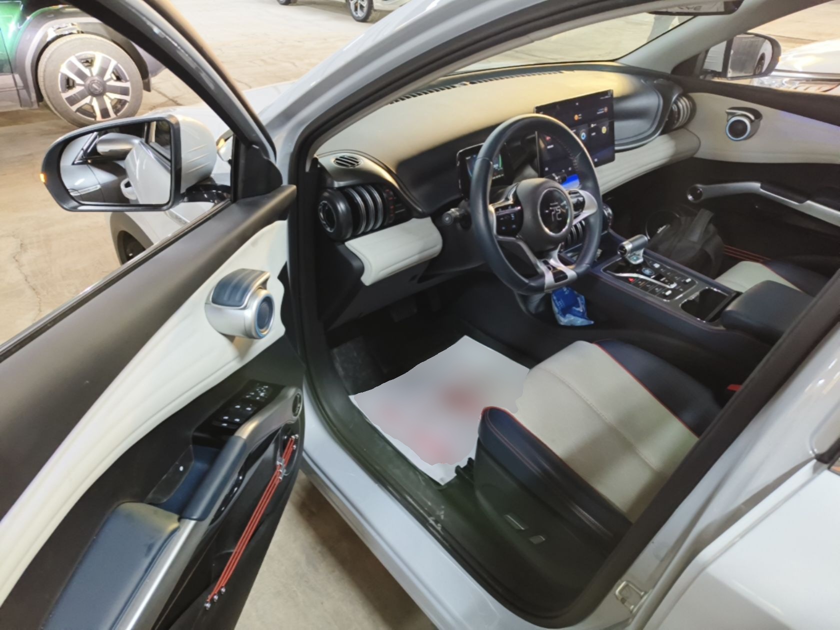 BYD Yuan PLUS 2022 510 km Flagship Version — снимка 18