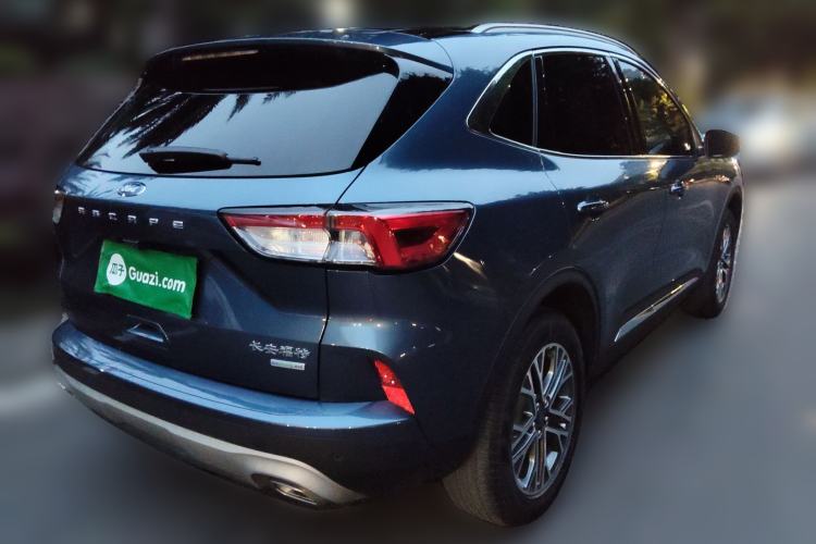 Used Ford Escape 2020 EcoBoost 245 Two-Wheel-Drive Titanium Edition
