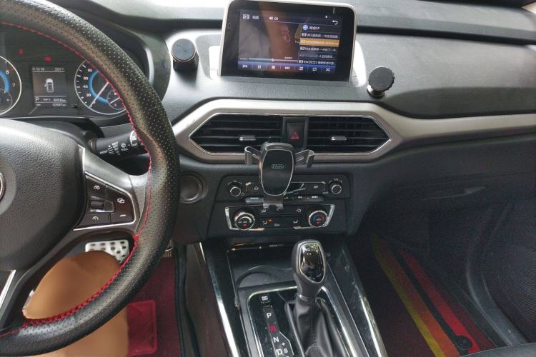 Used Dongfeng Fengon S560 2019 1.8L CVT Elite Model