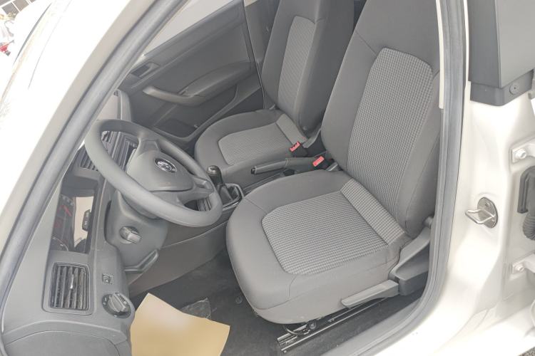 Used Volkswagen Santana 2018 1.5L Manual Fashion Edition Left Front Seat