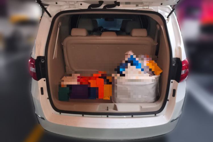 Used Buick GL8 2018 28T Luxury Model China VI Standard Trunk