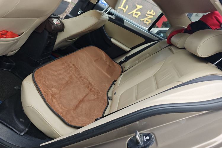 Used Volkswagen Sagitar 2012 1.6L Manual Comfort Model Left Rear Seat