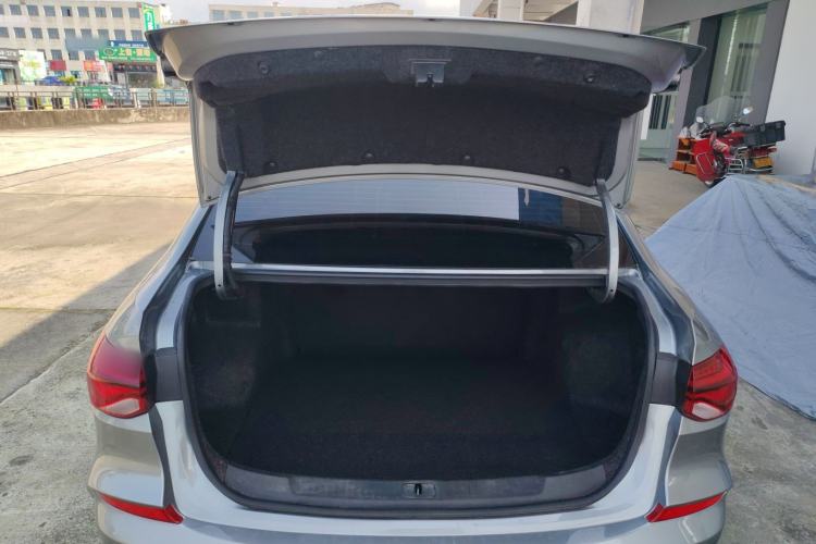 Used Chevrolet Monza 2023 1.5L Dual-Clutch Enjoyment Edition Trunk