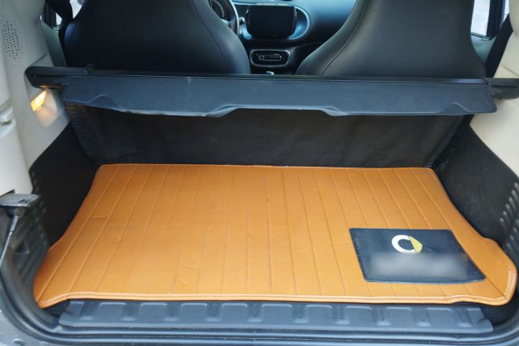 Used smart fortwo 2016 0.9T 66kW Hardtop Pioneer Edition Trunk