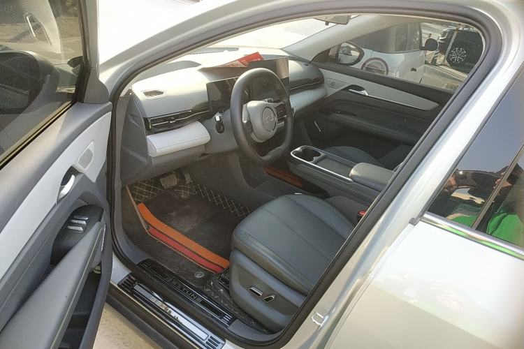 Used Bestune Yueyi 03 2025 445km Joyful Edition
