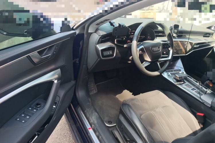 Used Audi A7L 2022 45 TFSI S-line Dream-Building Crystal Flow Package
