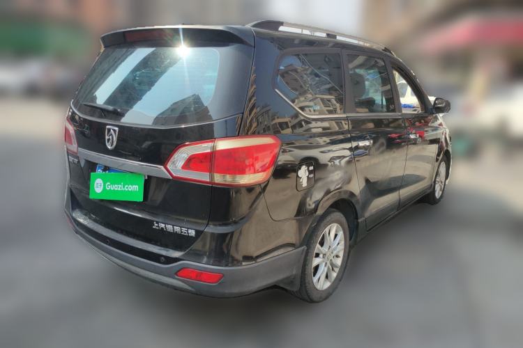 Used Baojun 730 2014 1.5L Manual Luxury Navigation ESP Version 7 Seats

