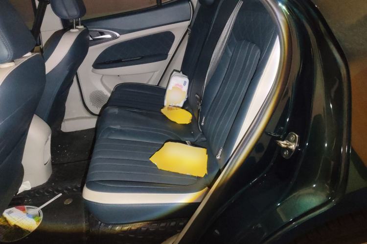 Used ORA Good Cat 2023 401 km Standard Range Prestige Version Lithium Iron Phosphate Left Rear Seat