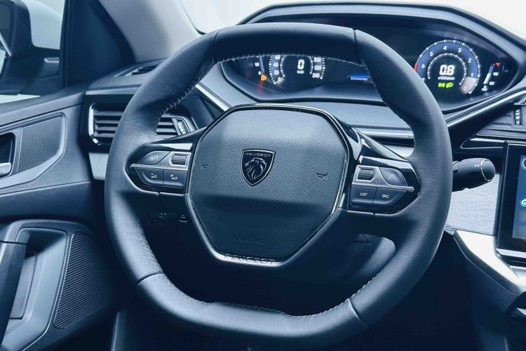 Used Peugeot 408 2024 360THP "Da Da" Model – Latou Edition Steering Wheel
