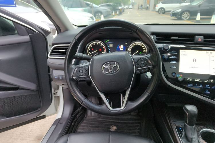 Used Toyota Camry 2018 2.5G Luxury Edition Steering Wheel