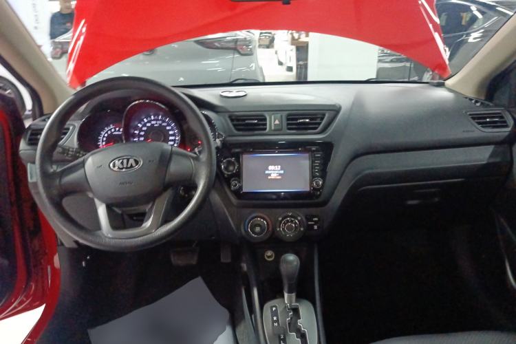 Used Kia K2 2012 Sedan 1.4L Automatic GLS Commemorative Edition Center Console