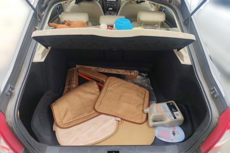 Used Skoda Octavia 2013 1.6L Automatic Yijun Edition Trunk