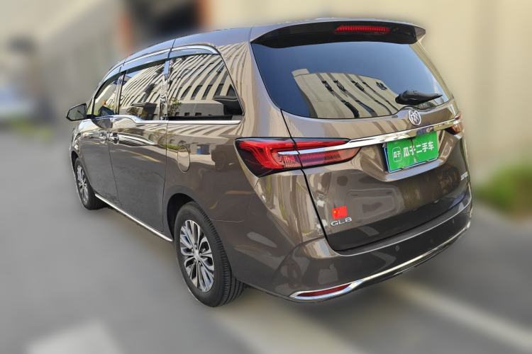 Used Buick GL8 2023 Facelifted Land Cruiser Executive Luxury Version Rear Left 45 Deg