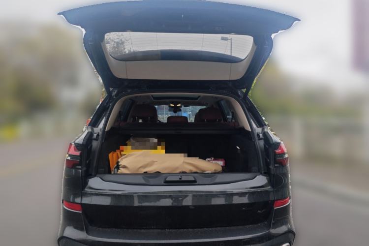 Used BMW X5 2023 xDrive 30Li Luxury M Sport Night Edition Package
