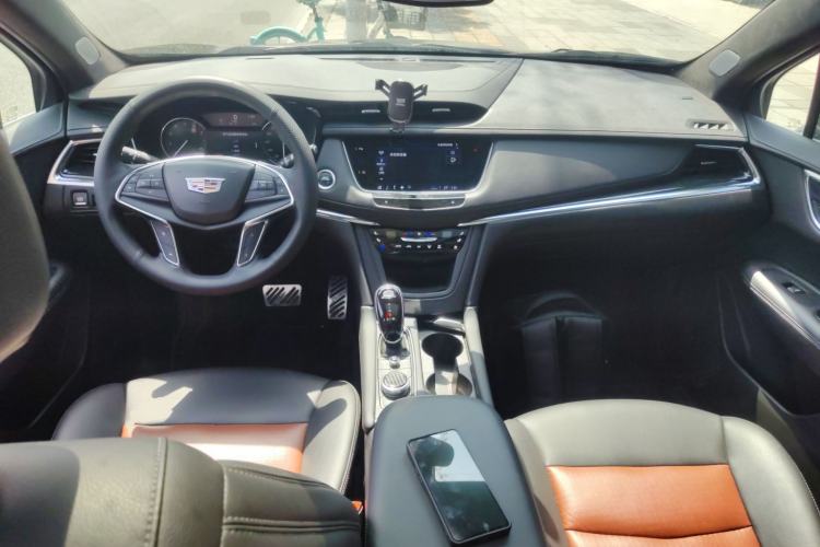 Used Cadillac XT5 2022 2.0T Two-Wheel Drive Luxury Version
