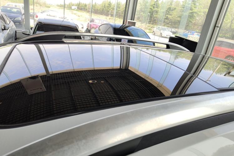 Used Roewe RX5 2018 20T Two-Wheel Drive Automatic Flagship Edition Roof