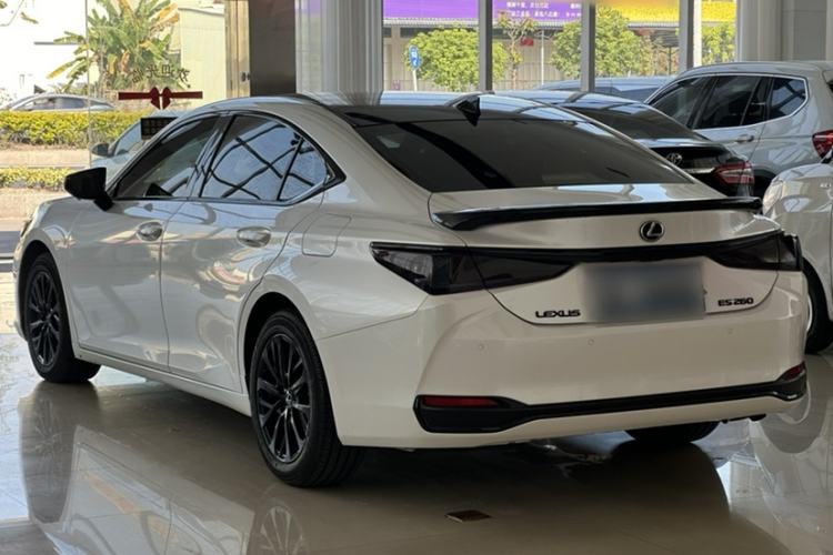 Used Lexus ES 2021 200 Excellence Edition
